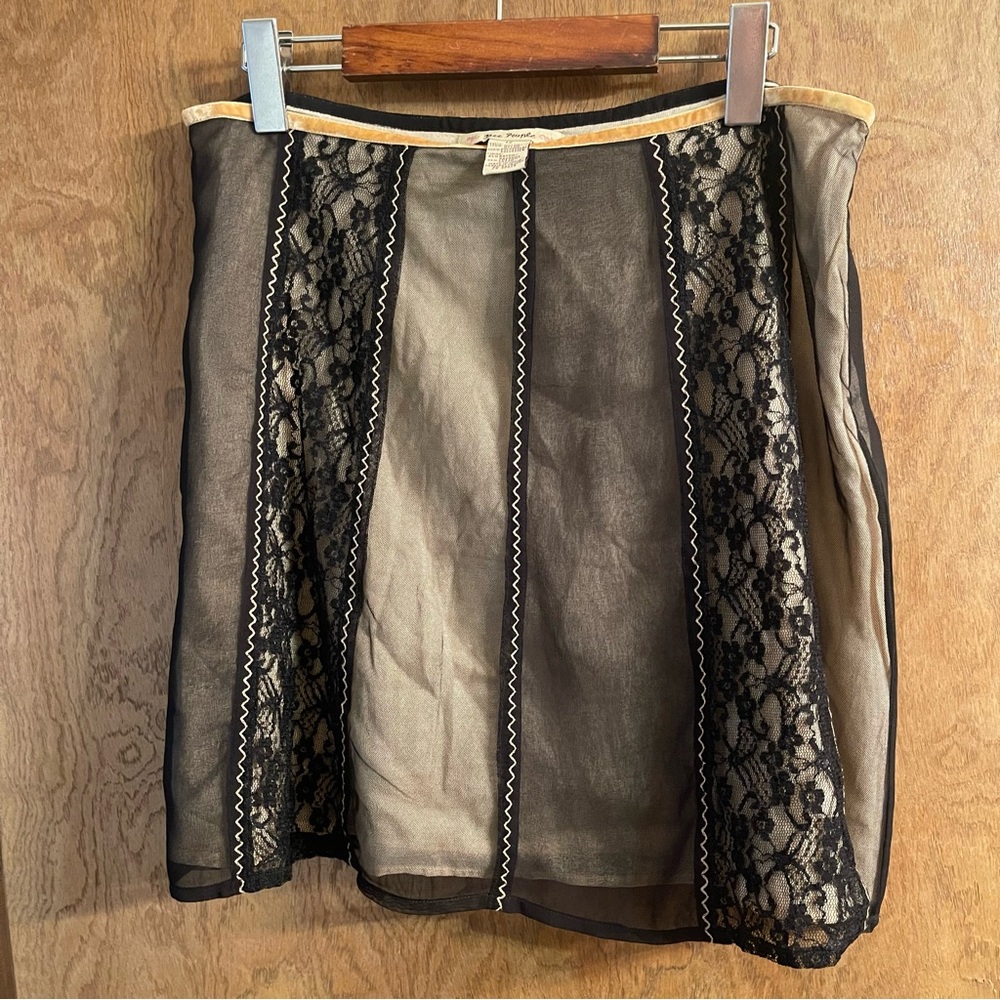 Free People Sheer Black Lace with Cream Lining Mini Skirt Sz 12